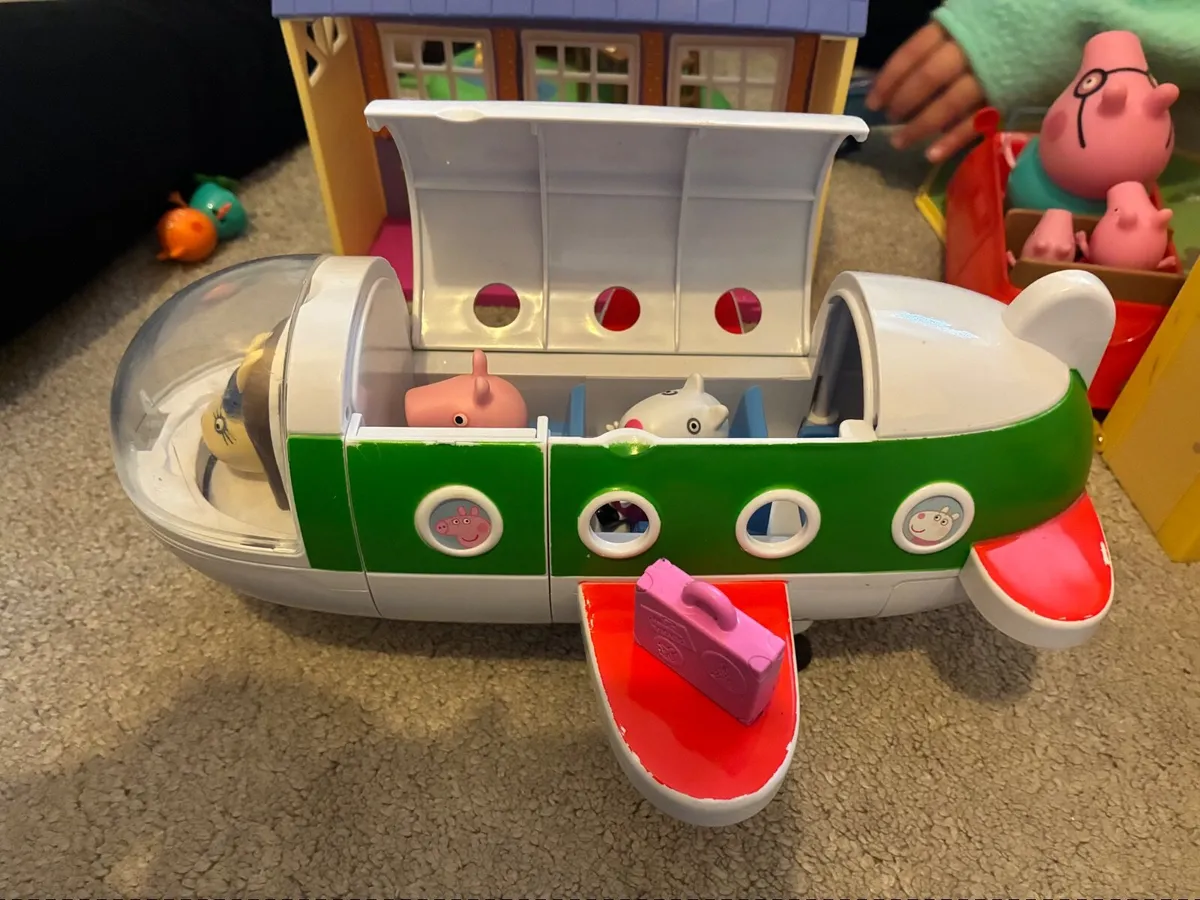 Toys - Image 4