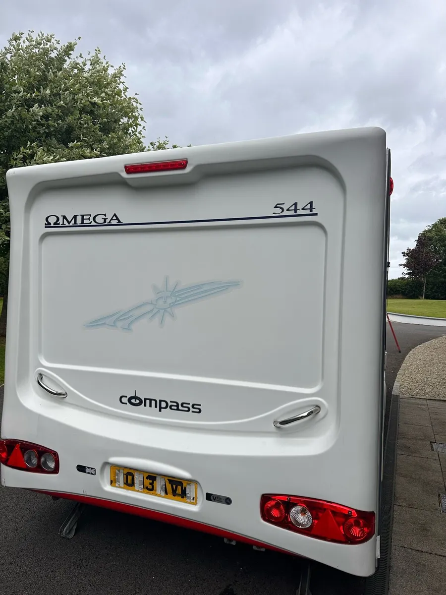 Compass Omega 544 Caravan - Image 3