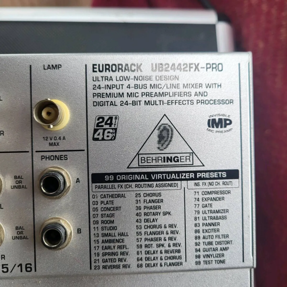 Beringer Eurorack UB2442FX-PRO Mixer - Image 2