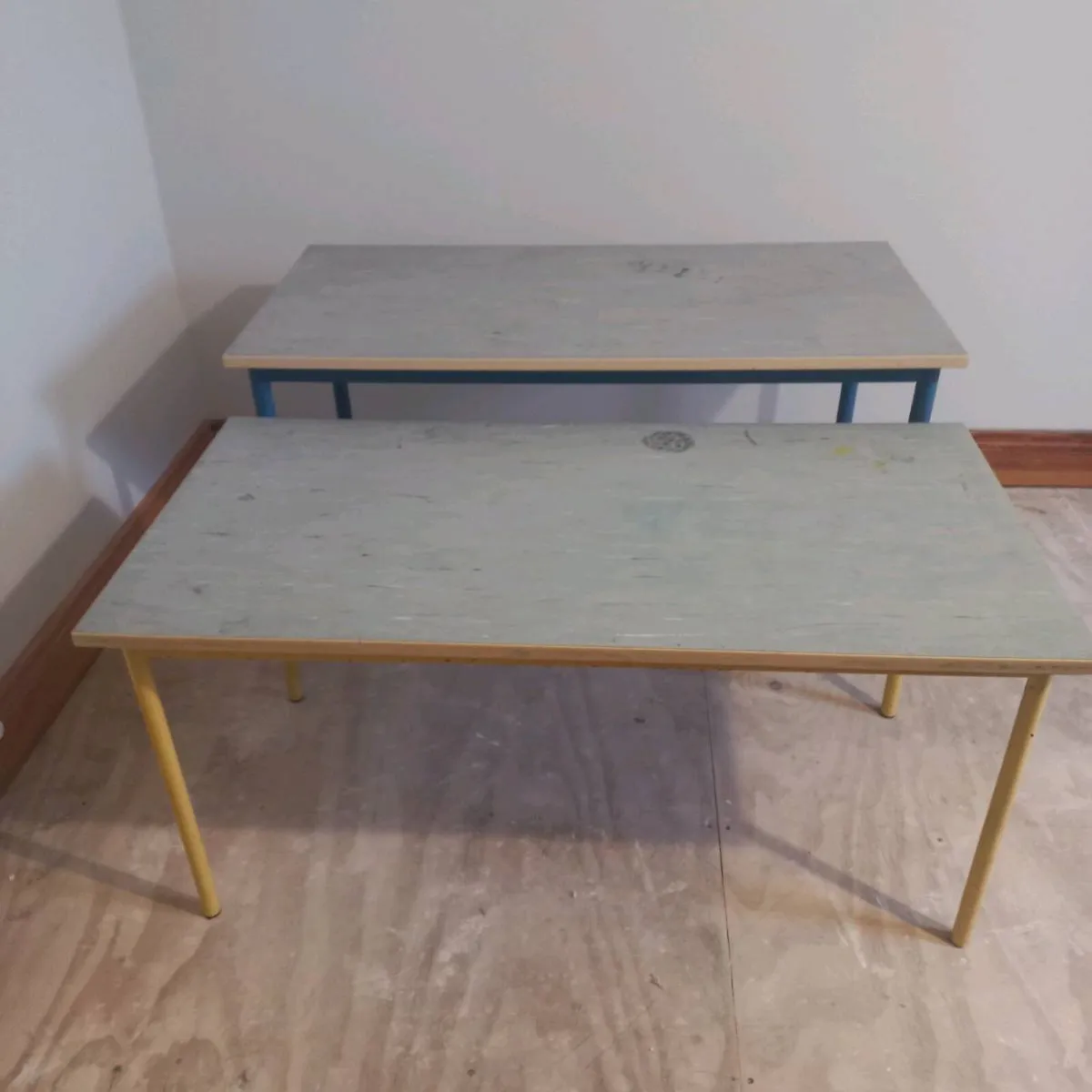 Desks - Image 2