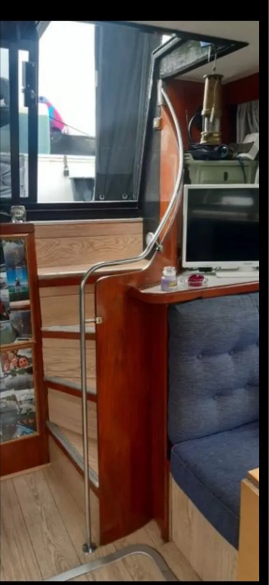 Boat - Image 4