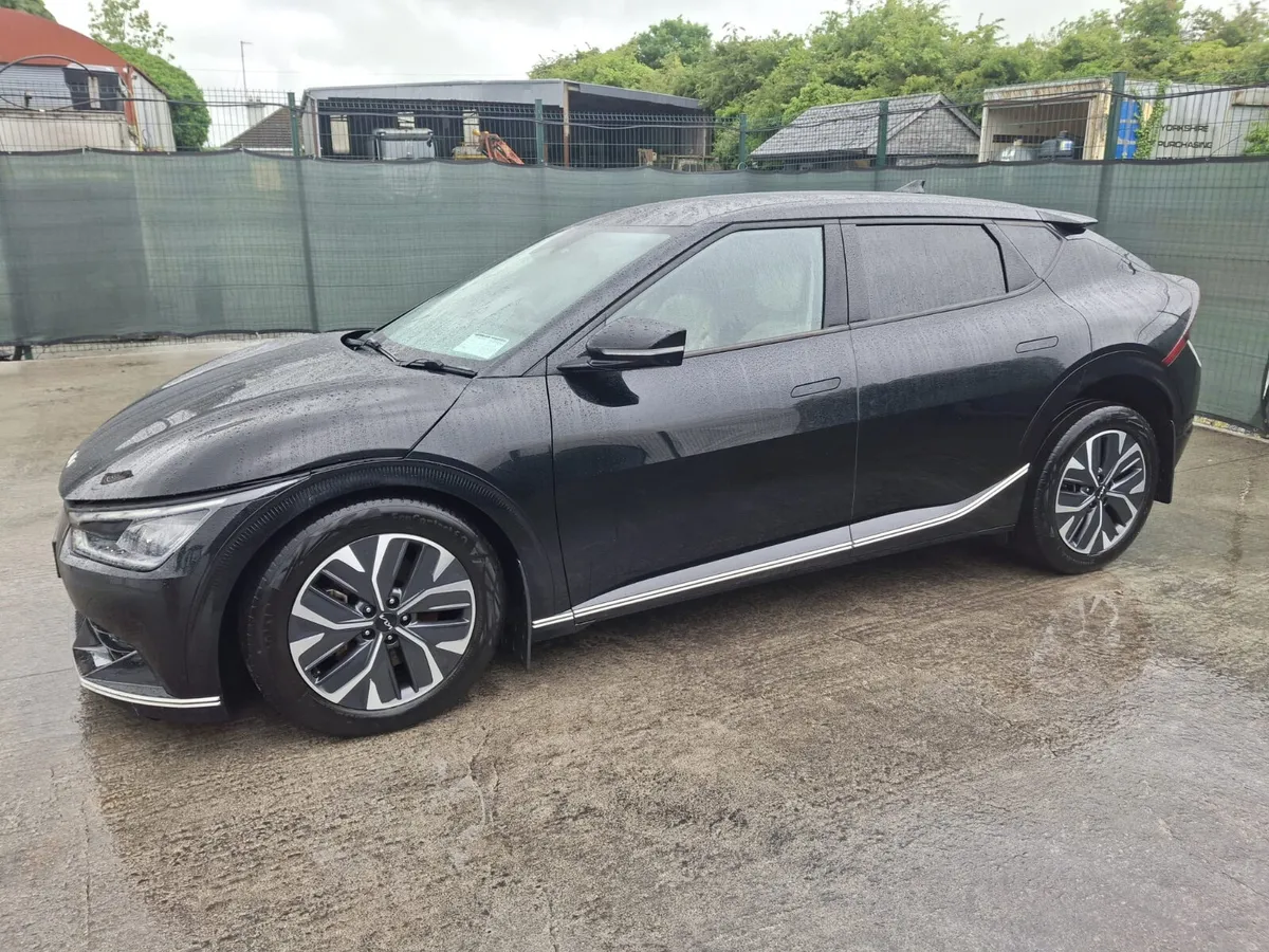 221 Kia Ev6  Light Damage - Image 1