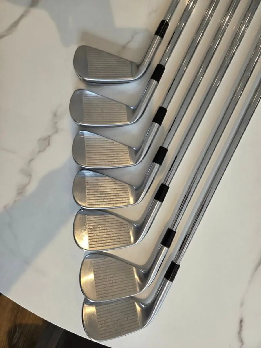Taylormade P790 Irons (2019 Model) - Image 3