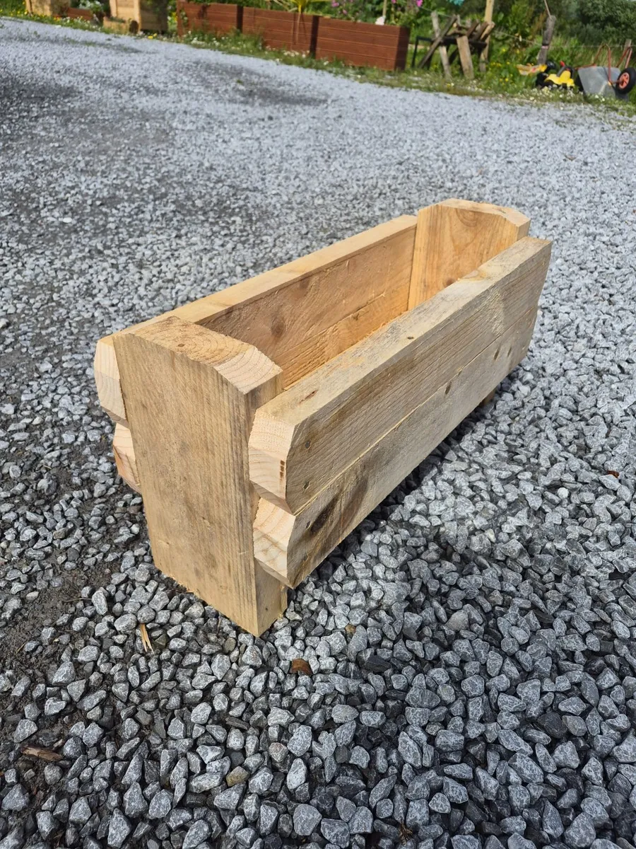 Planters - Image 3