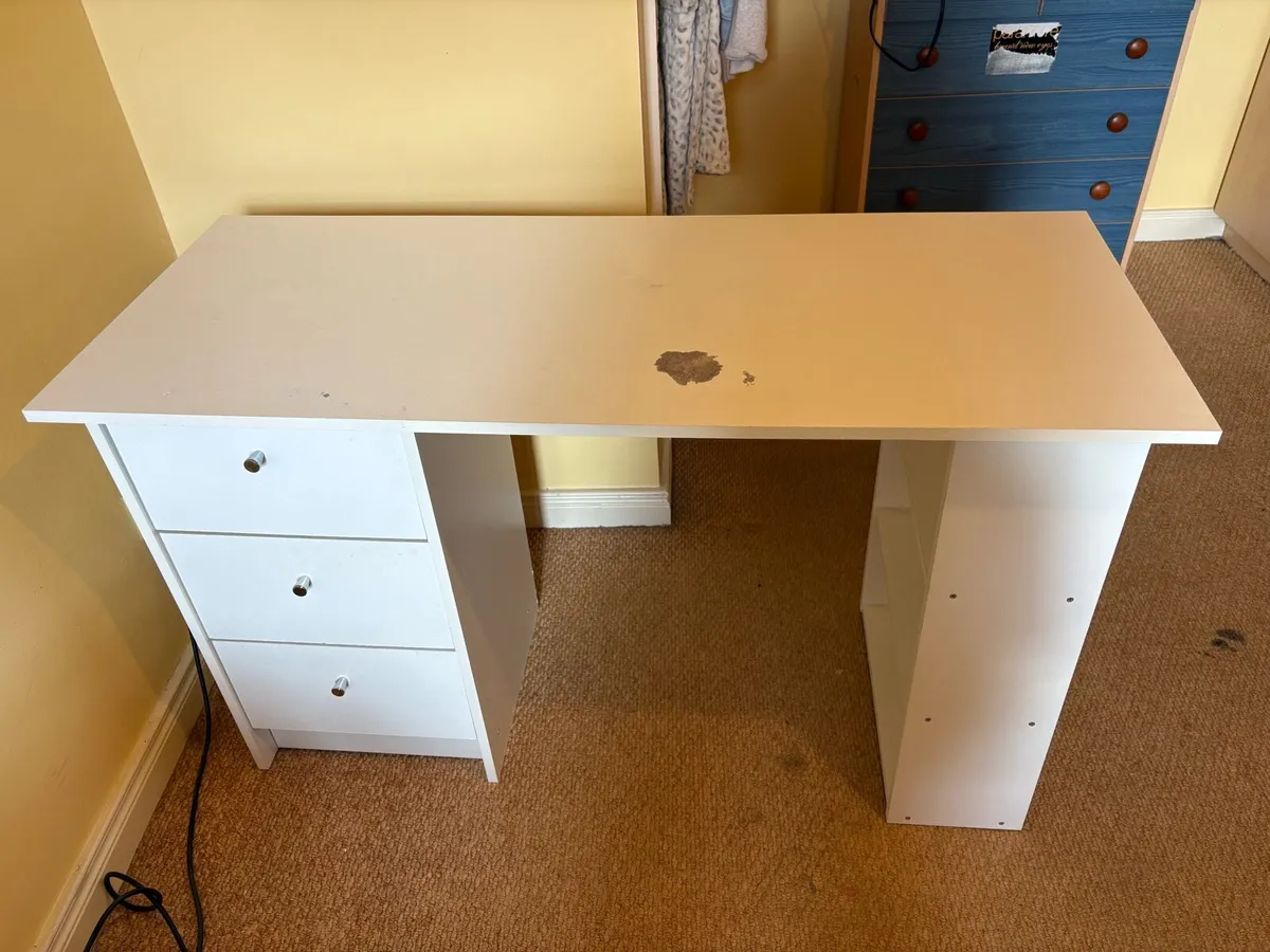 Bedroom desk - Image 1