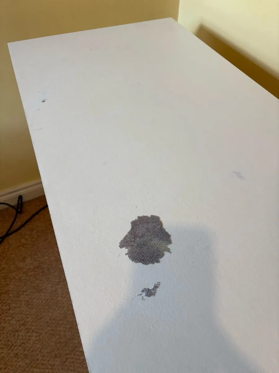Bedroom desk - Image 4