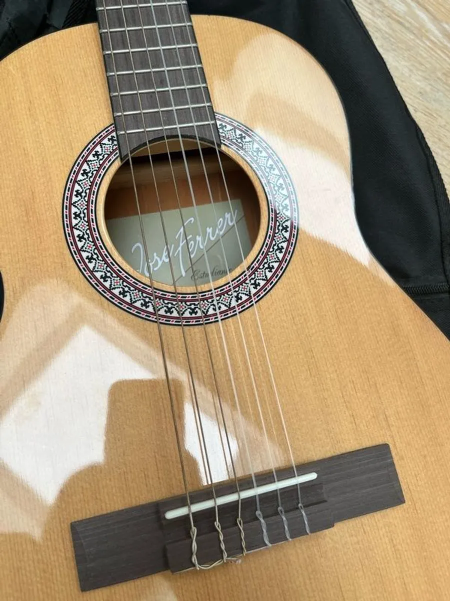 Kids Jose Ferrer guitar - Image 2