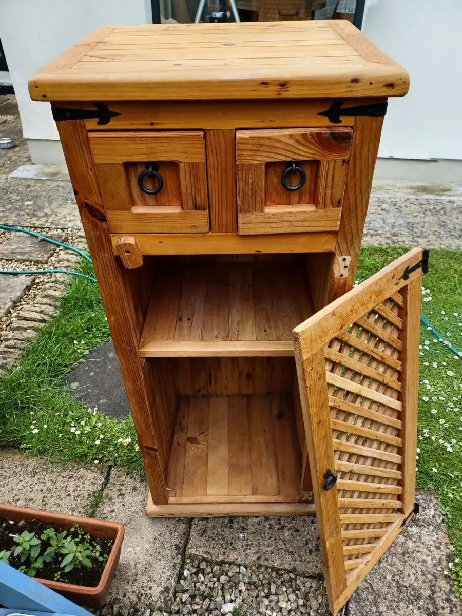 Pine cabinet - Image 2