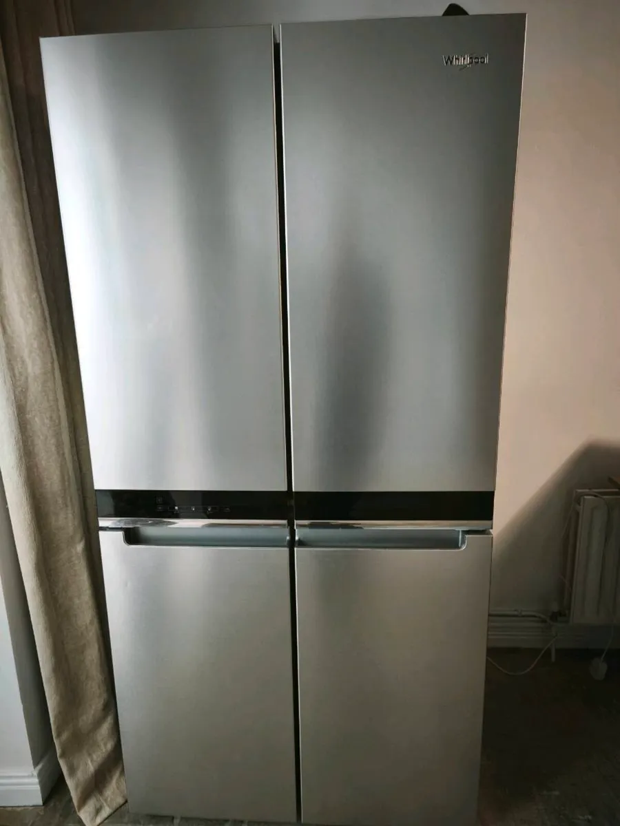 Fridge freezer - Image 1