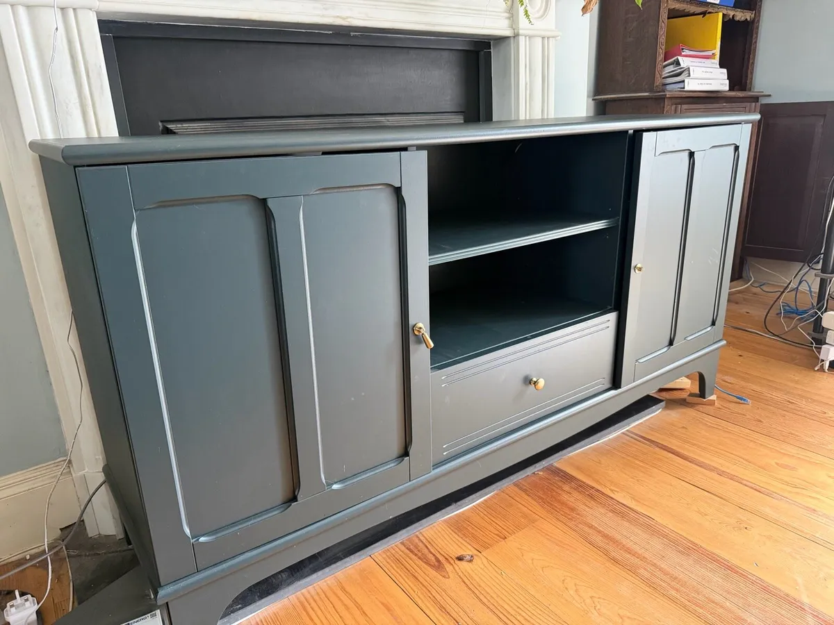 Sideboard / cupboard - Image 1