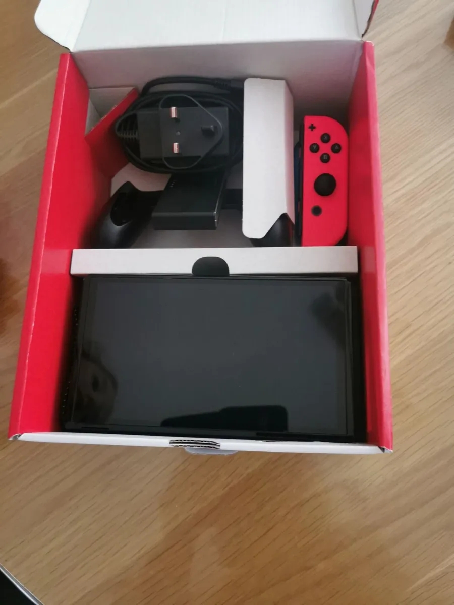 Nintendo switch oled model - Image 2