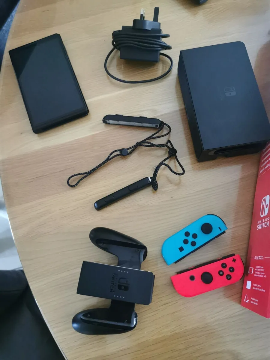Nintendo switch oled model - Image 3