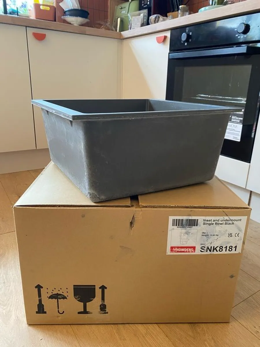 Howdens Composite Sink - Image 3