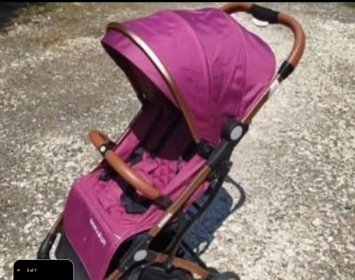 Lightweight  Buggy / travel buggy great for plane - Image 3