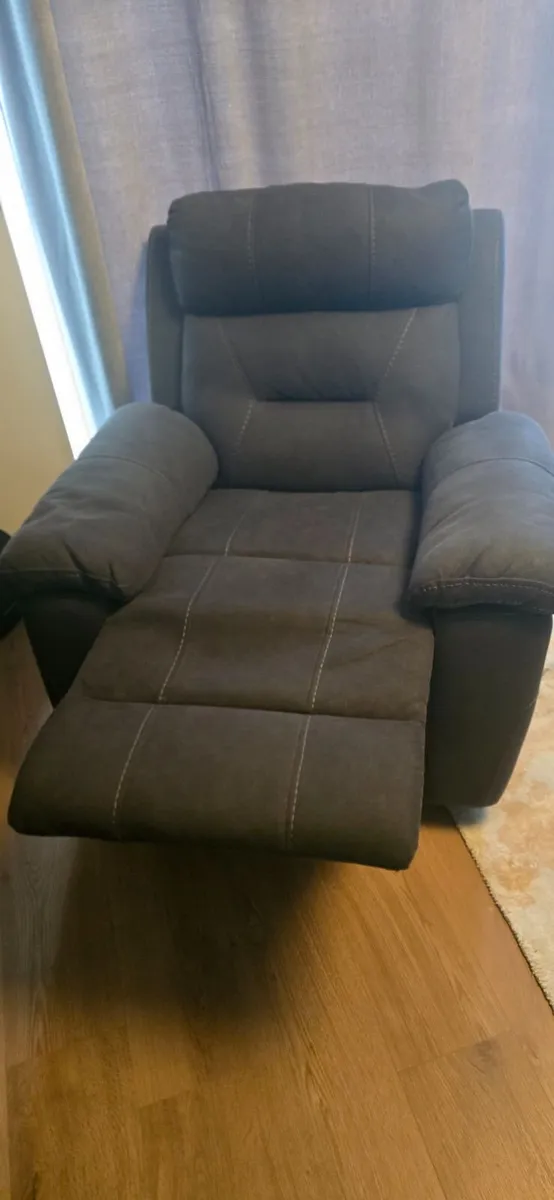 Recliner Armchair - Image 1
