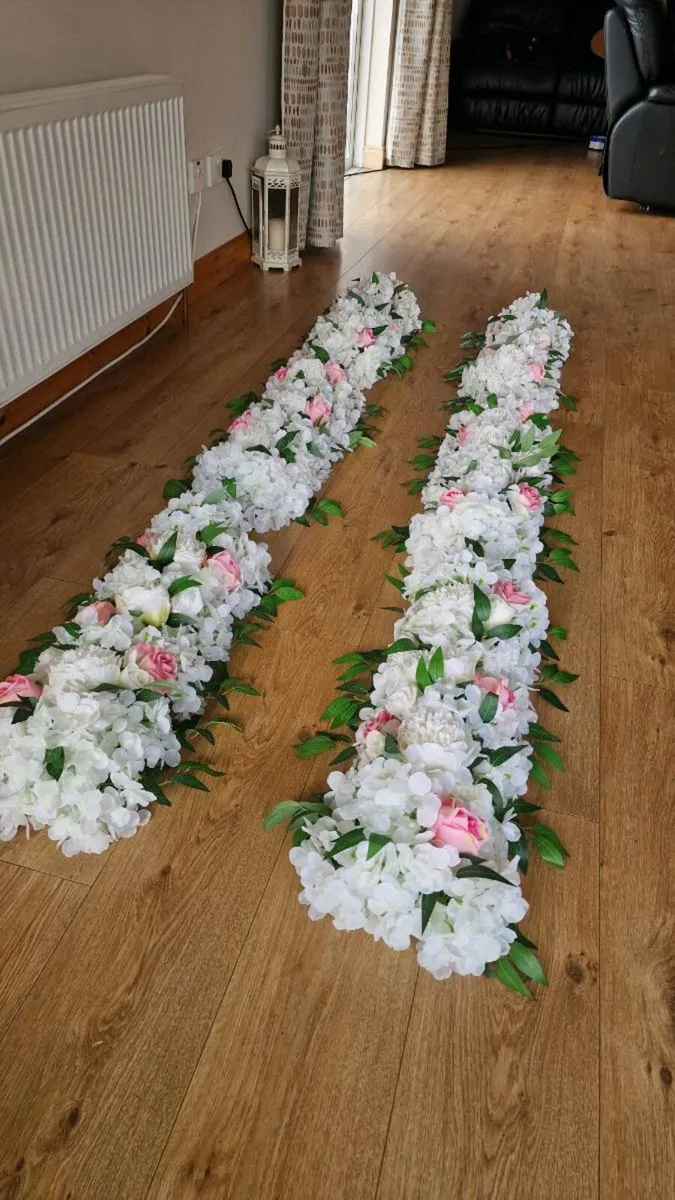 Wedding Flowers - Image 2