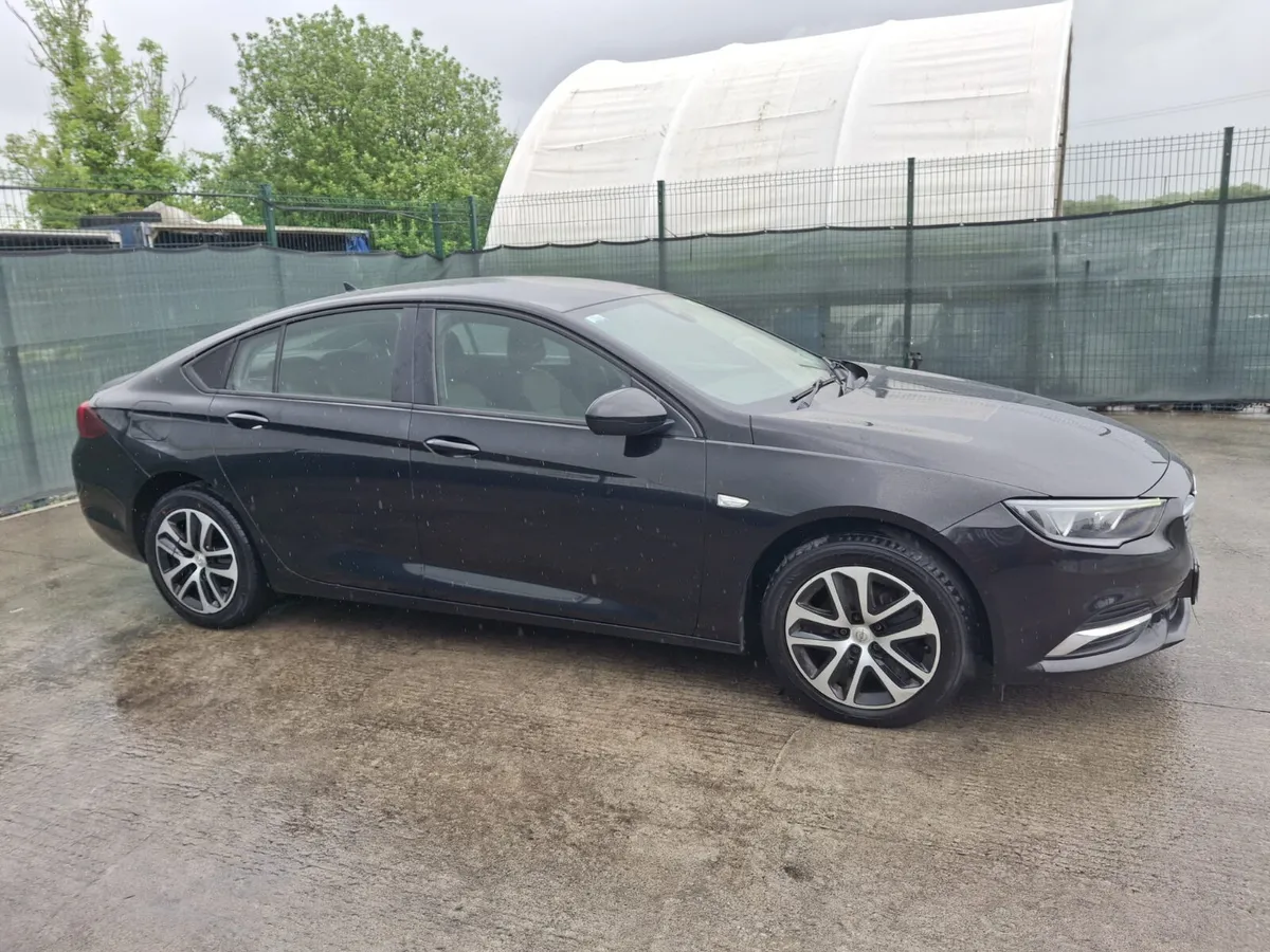 2019 Opel Insignia Grand Sport Drive Home - Image 1