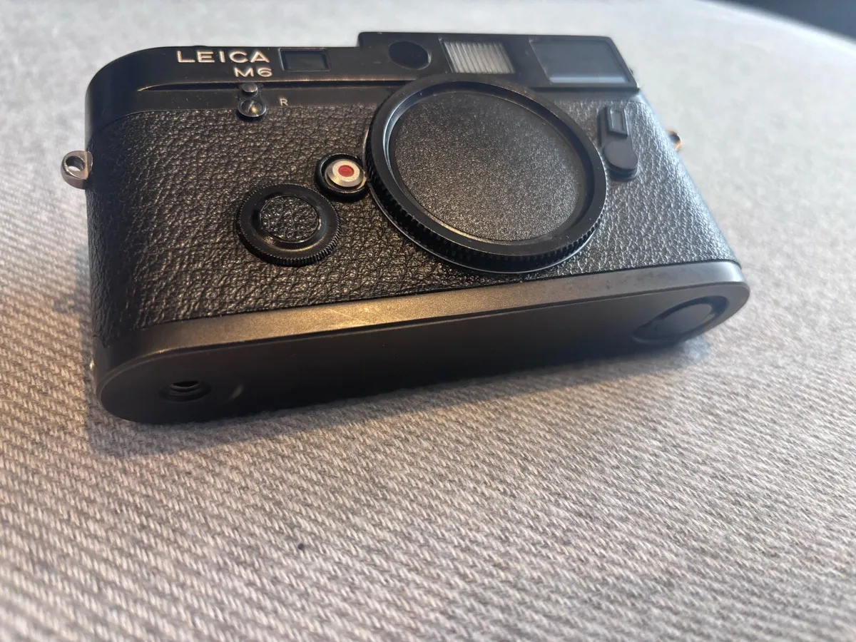 Leica M6 Film Camera 1985 year - Image 1