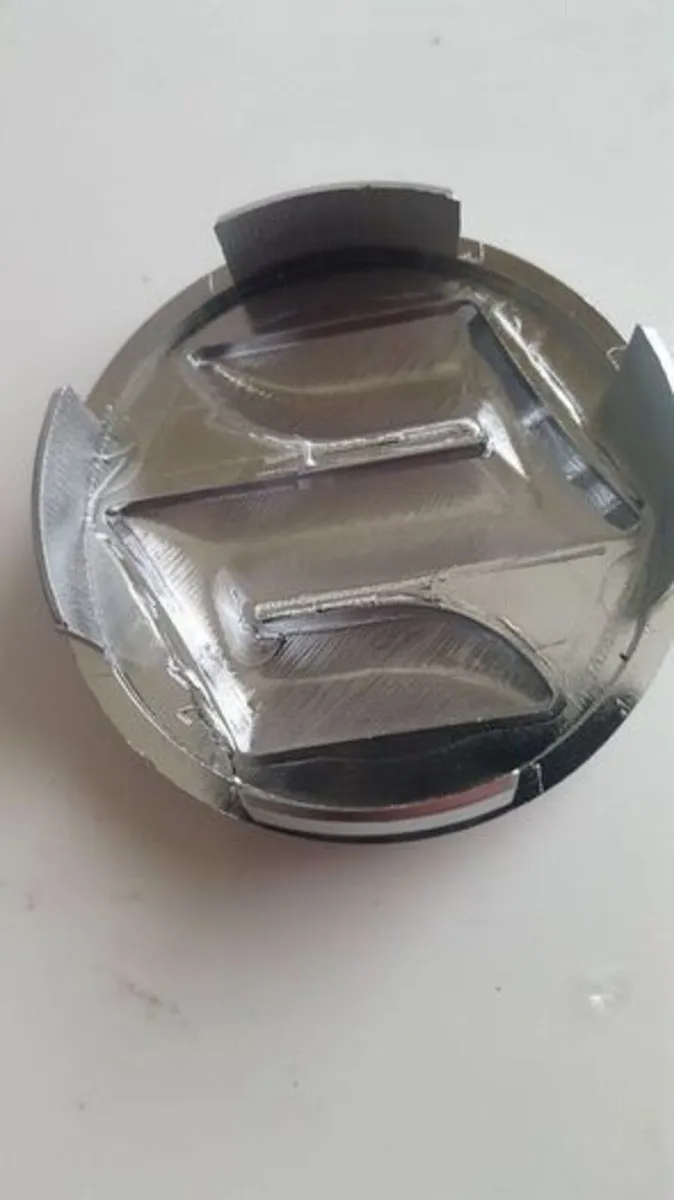 Suzuki Centre Caps- FREE POST - Image 2