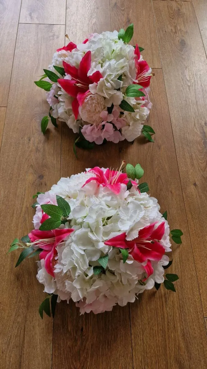 Wedding Flowers - Image 1