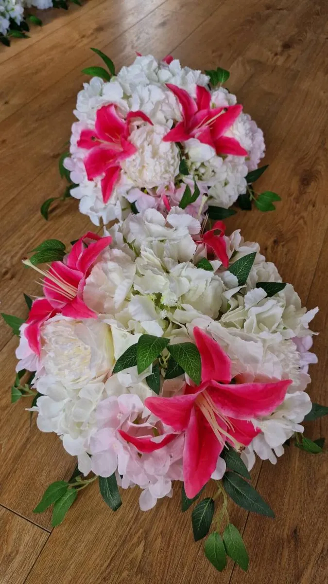 Wedding Flowers - Image 3