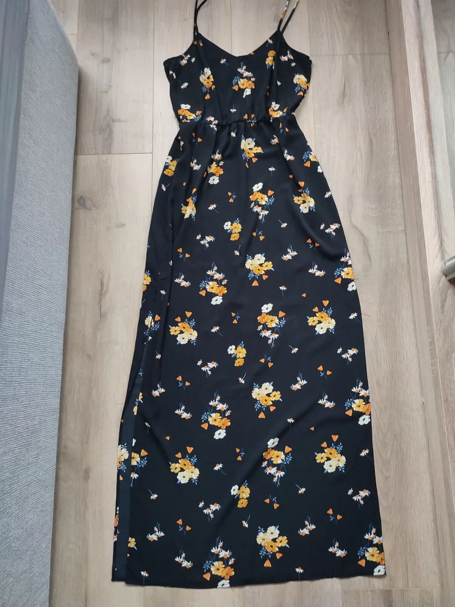Summer long dress - worn once - Image 2