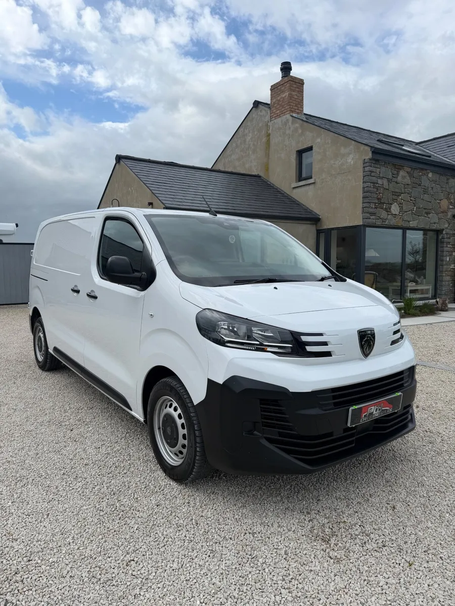 2024 (74) Peugeot Expert Professional 2.0L - Image 1