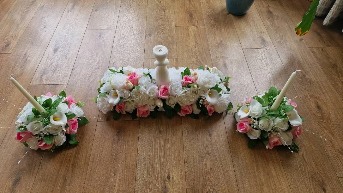 Wedding Flowers - Image 1