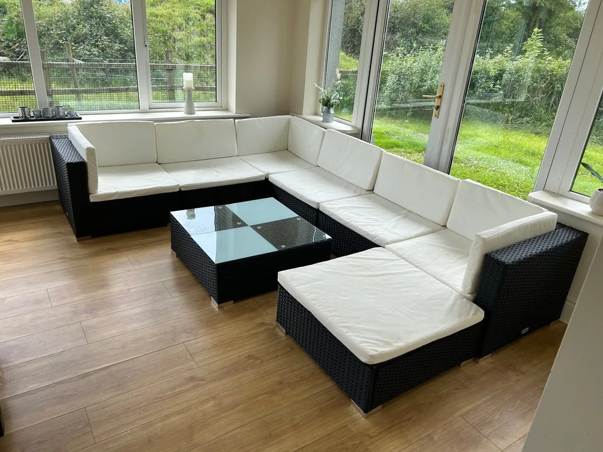 vidaXL Patio Furniture | Black | Poly Rattan - Image 1