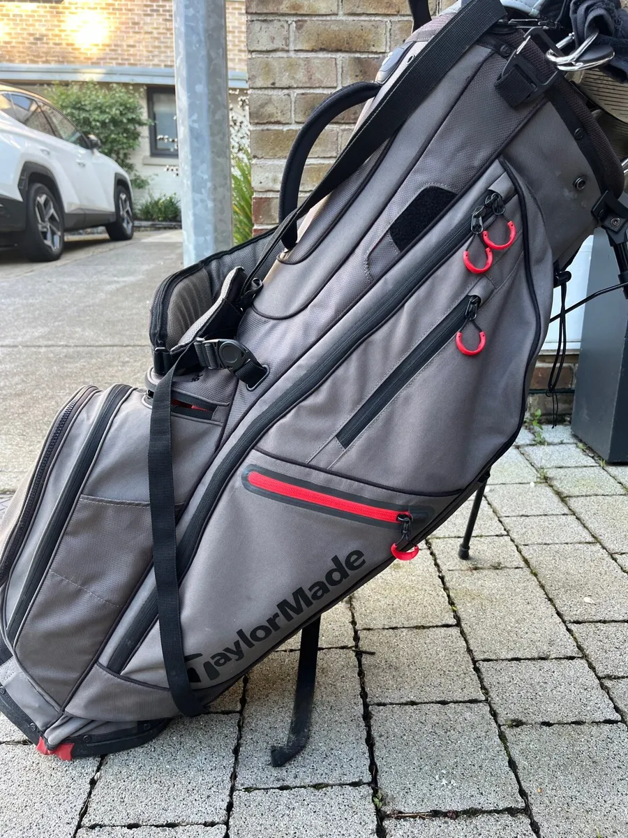 Taylormade Flextech Crossover 14-Way Stand Bag - Image 4
