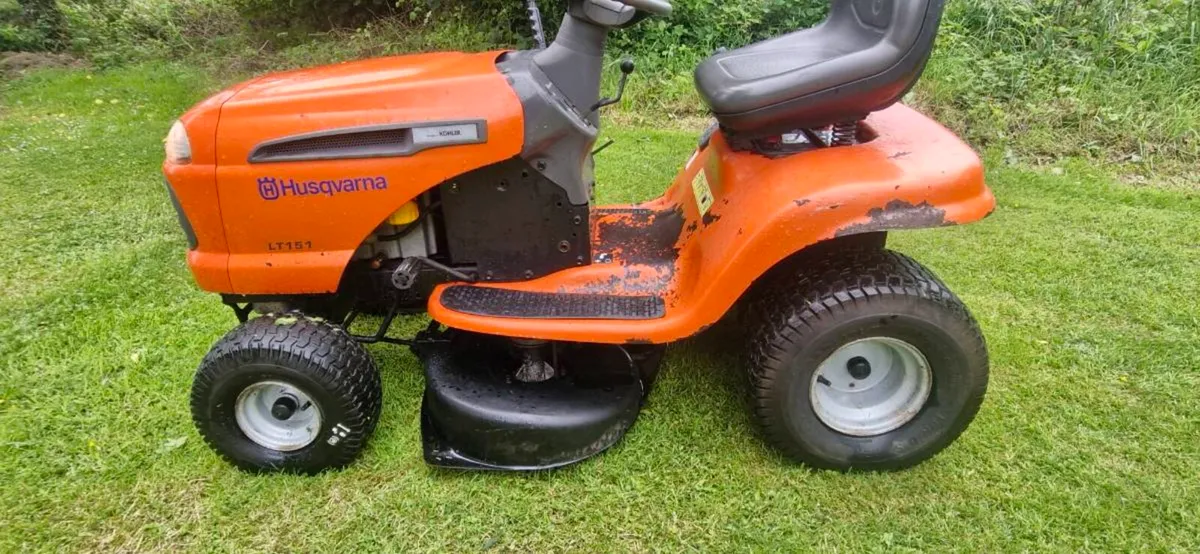 Husqvarna LT 151 - Image 1