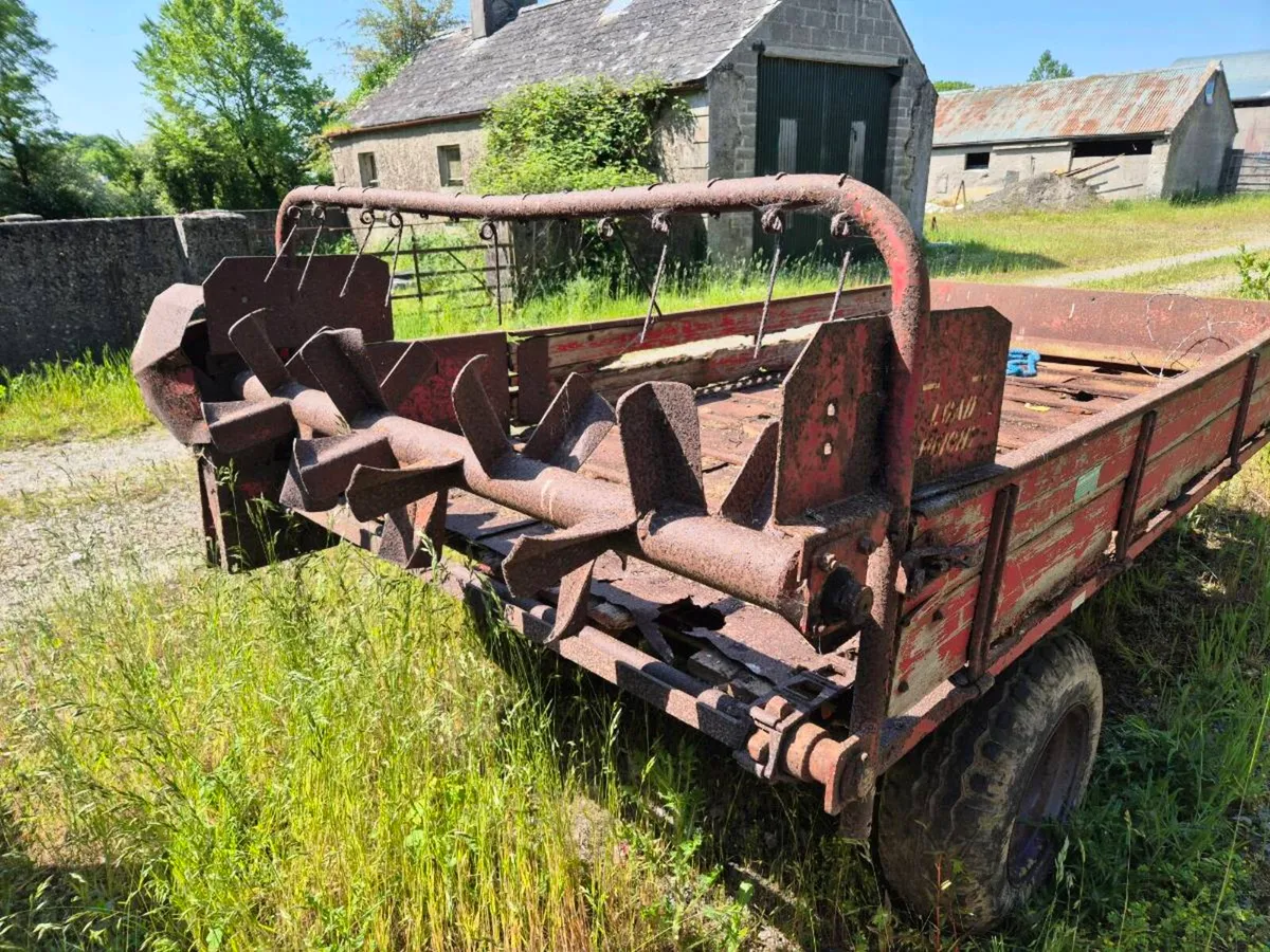 Rear discharge muck spreader - Image 4