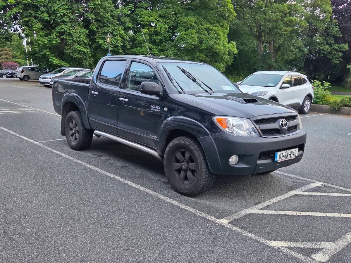 Toyota Hilux 3litre Kun26 2007 - Image 1