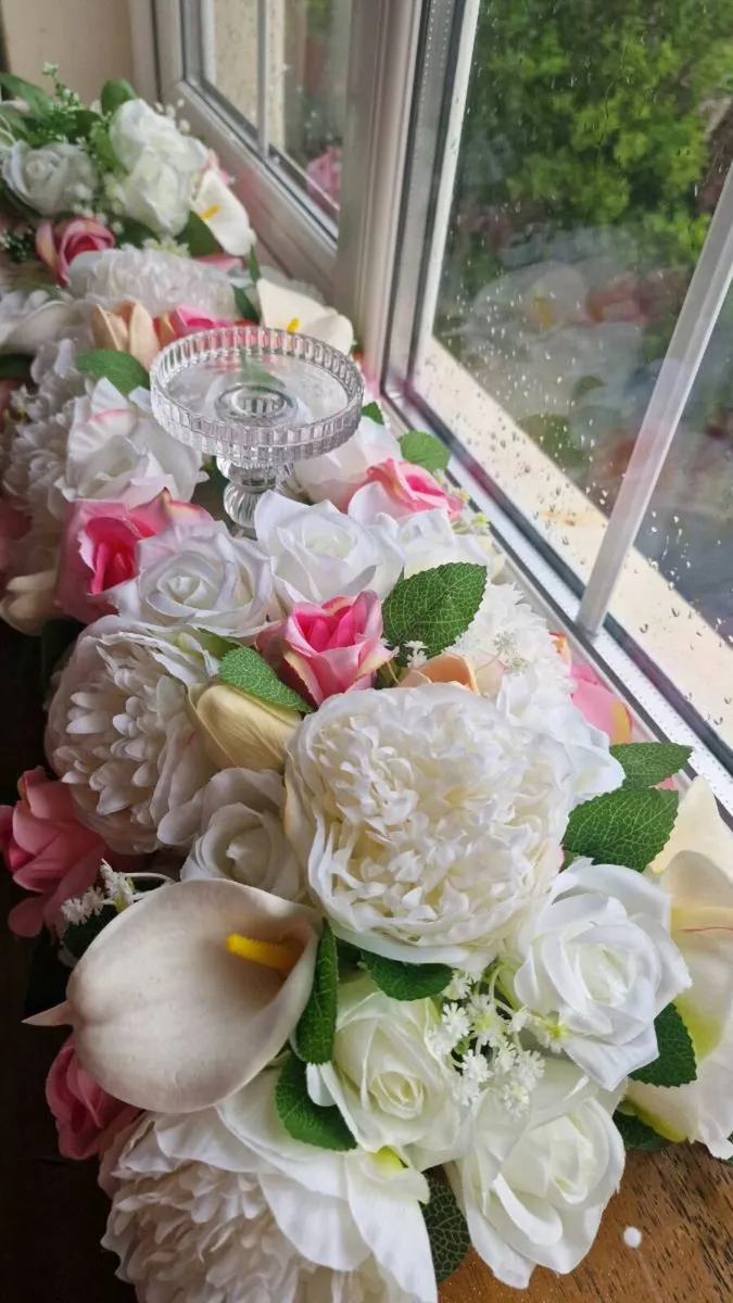 Wedding Flowers - Image 2