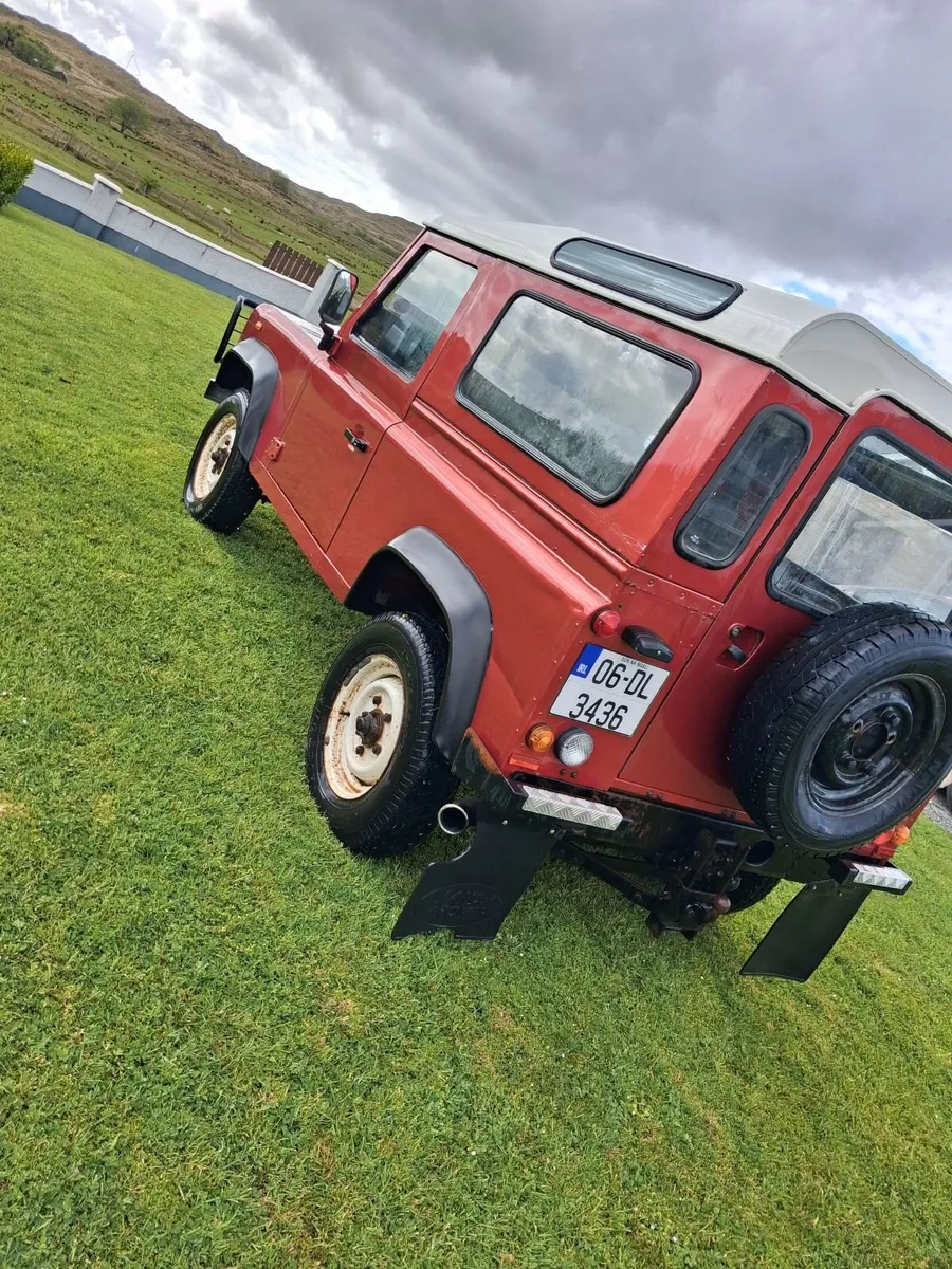 Land Rover Defender 2006 - Image 1