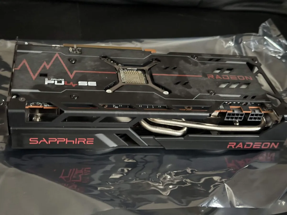 Sapphire Pulse AMD Radeon RX 6700 XT - Image 3