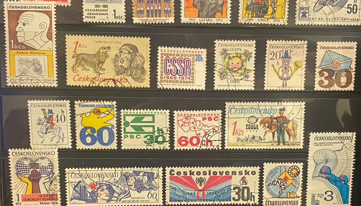 42 Czechoslovakian stamps - mint & used - Image 3
