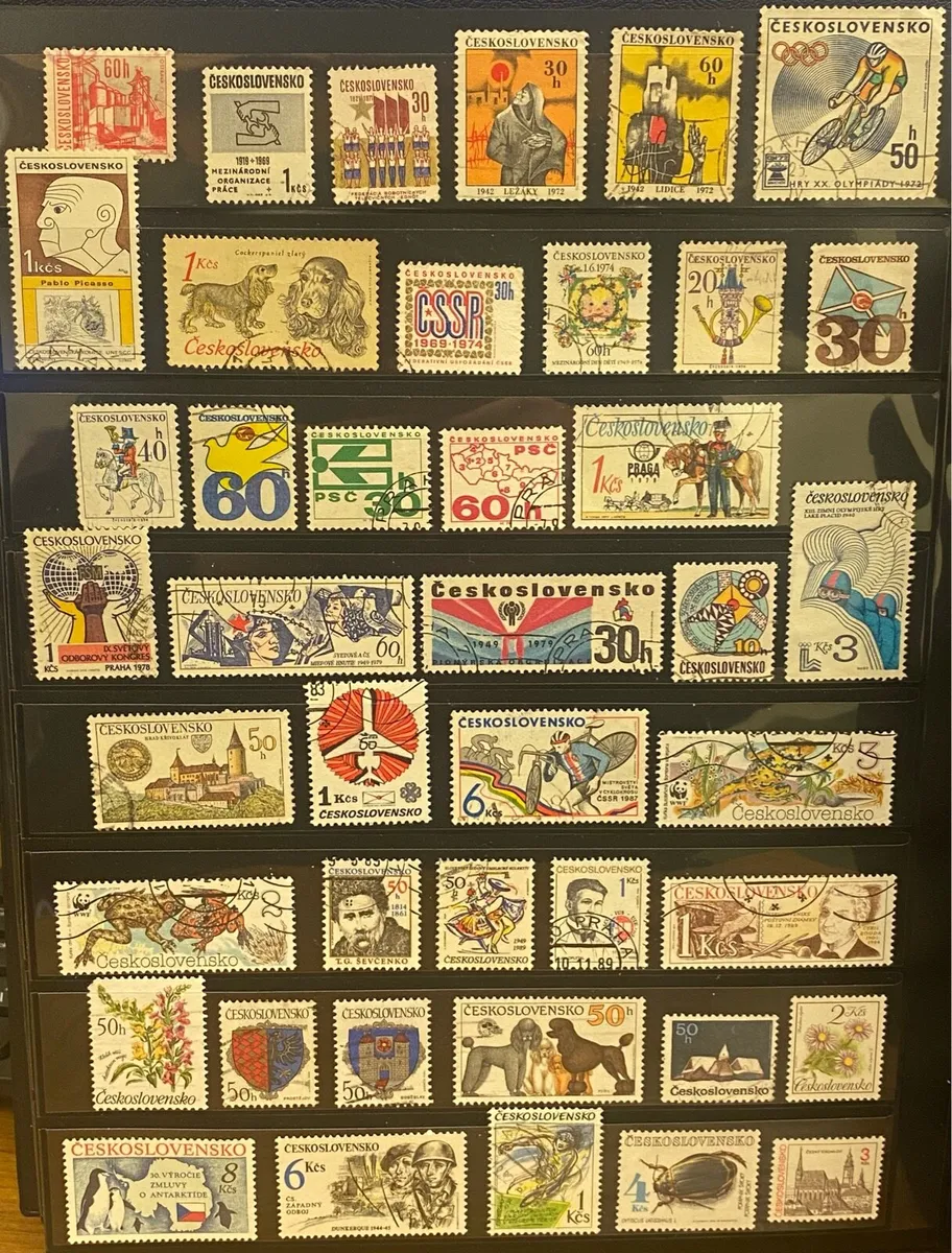 42 Czechoslovakian stamps - mint & used - Image 1
