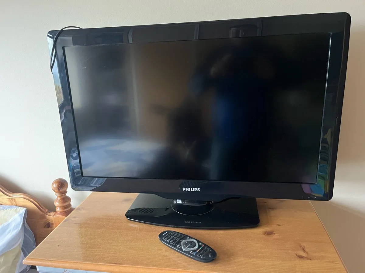 32” Philips TV - Image 1