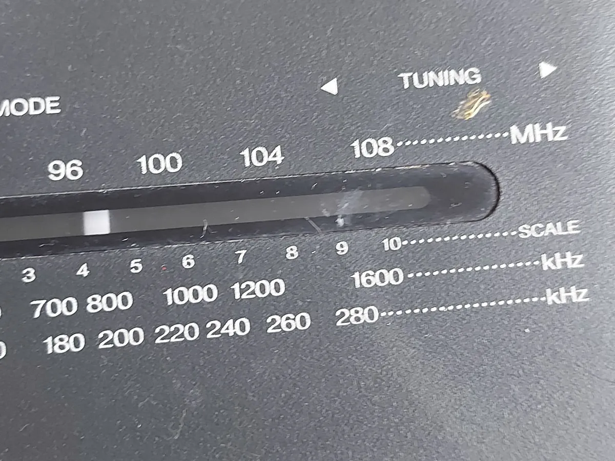 Goldstar Portable Stereo CD Radio Cassette - Image 3