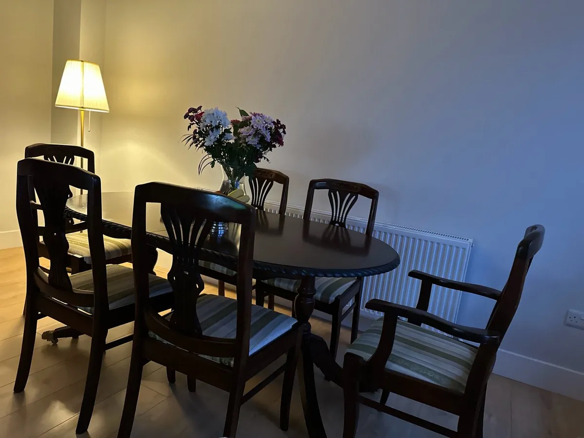 Dining Table - Image 4