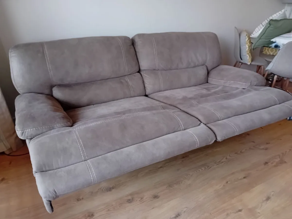 3 Seater and Arm Chair - Image 4