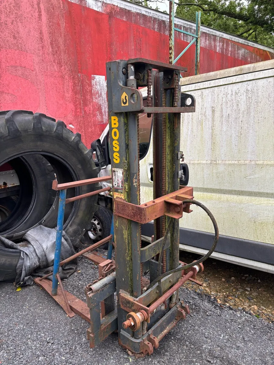 Forklift mast - Image 2