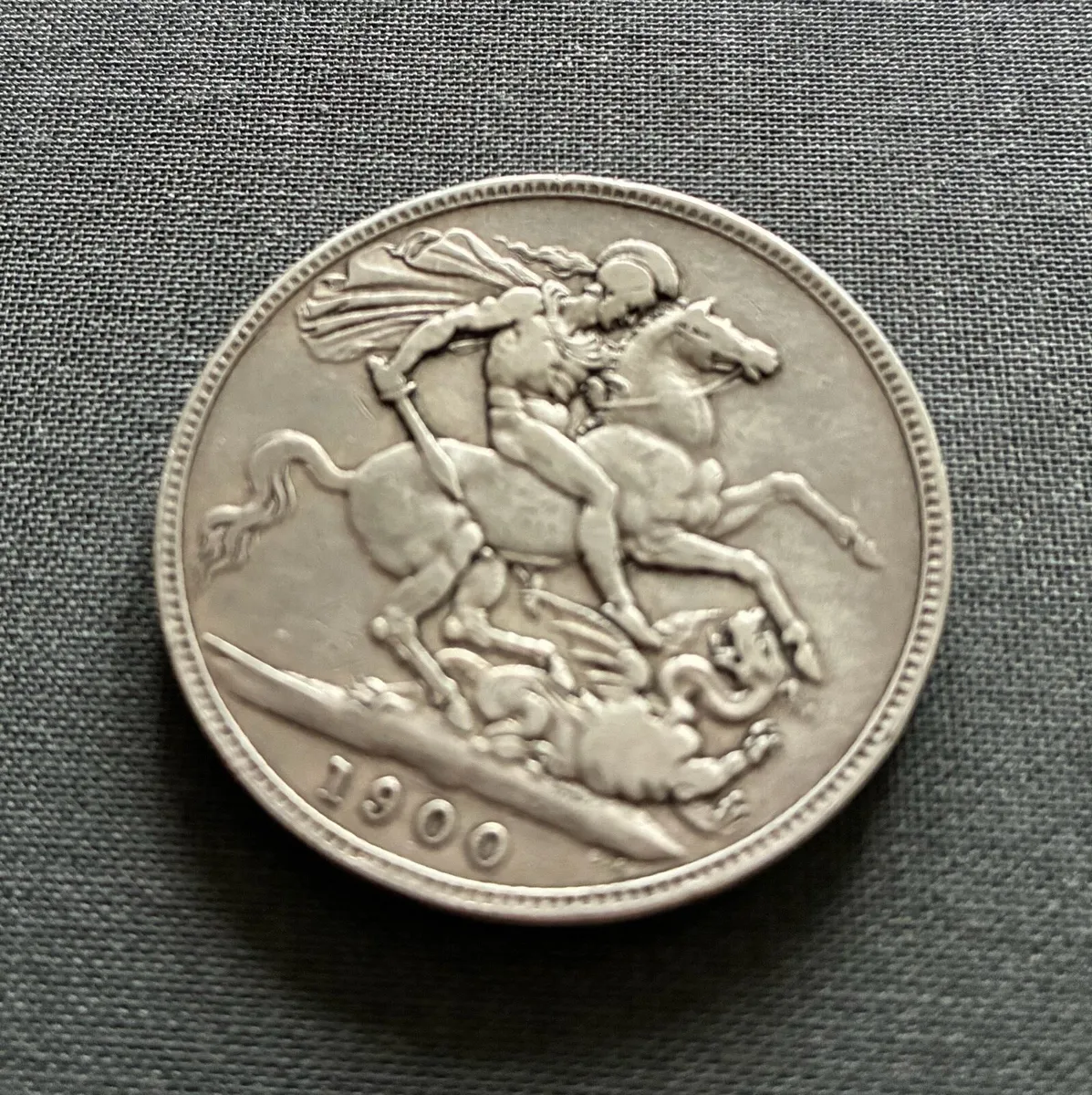 Victoria 1900 Silver Crown LX111 - Image 2