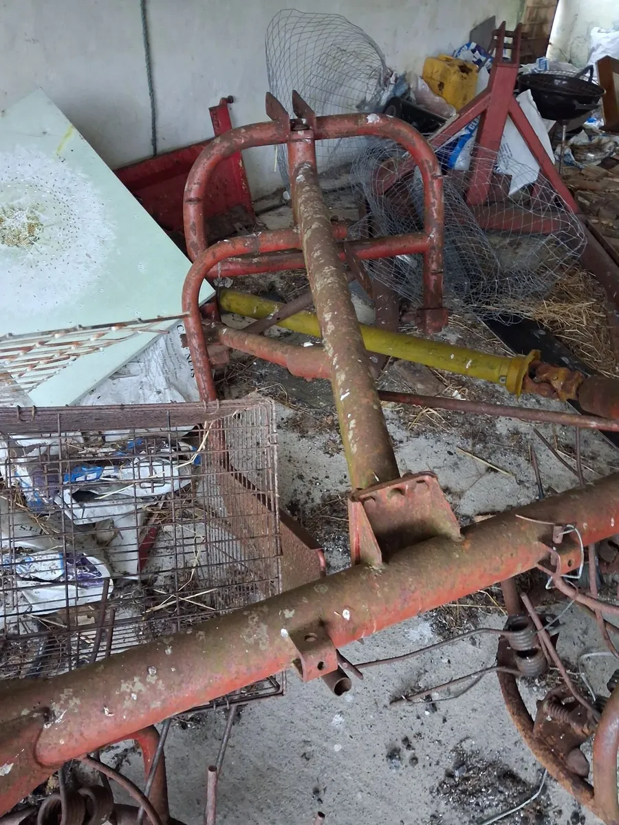 Hay bob and mf188 steering columb - Image 2