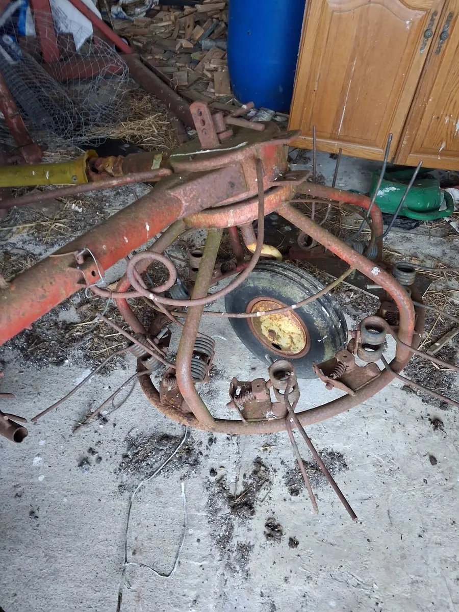 Hay bob and mf188 steering columb - Image 4