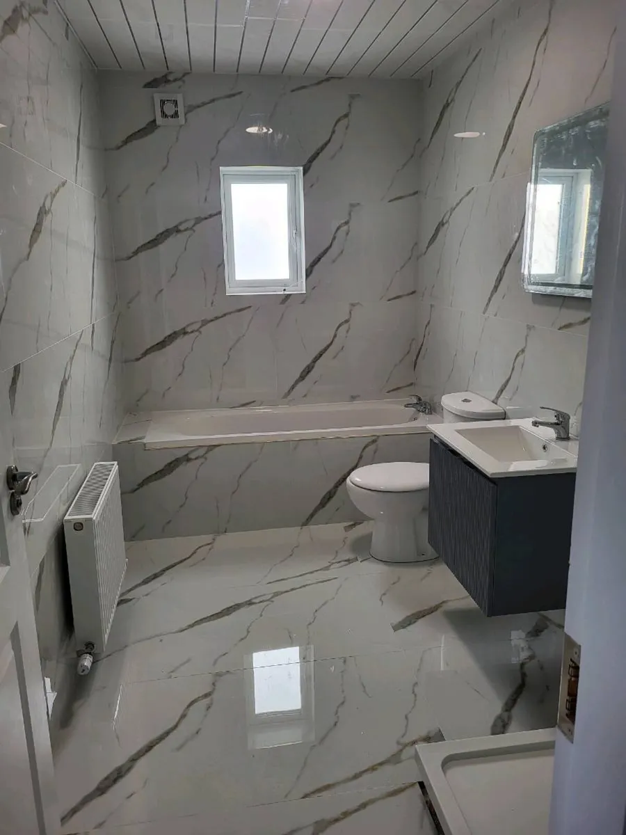 Tiler available - Image 1