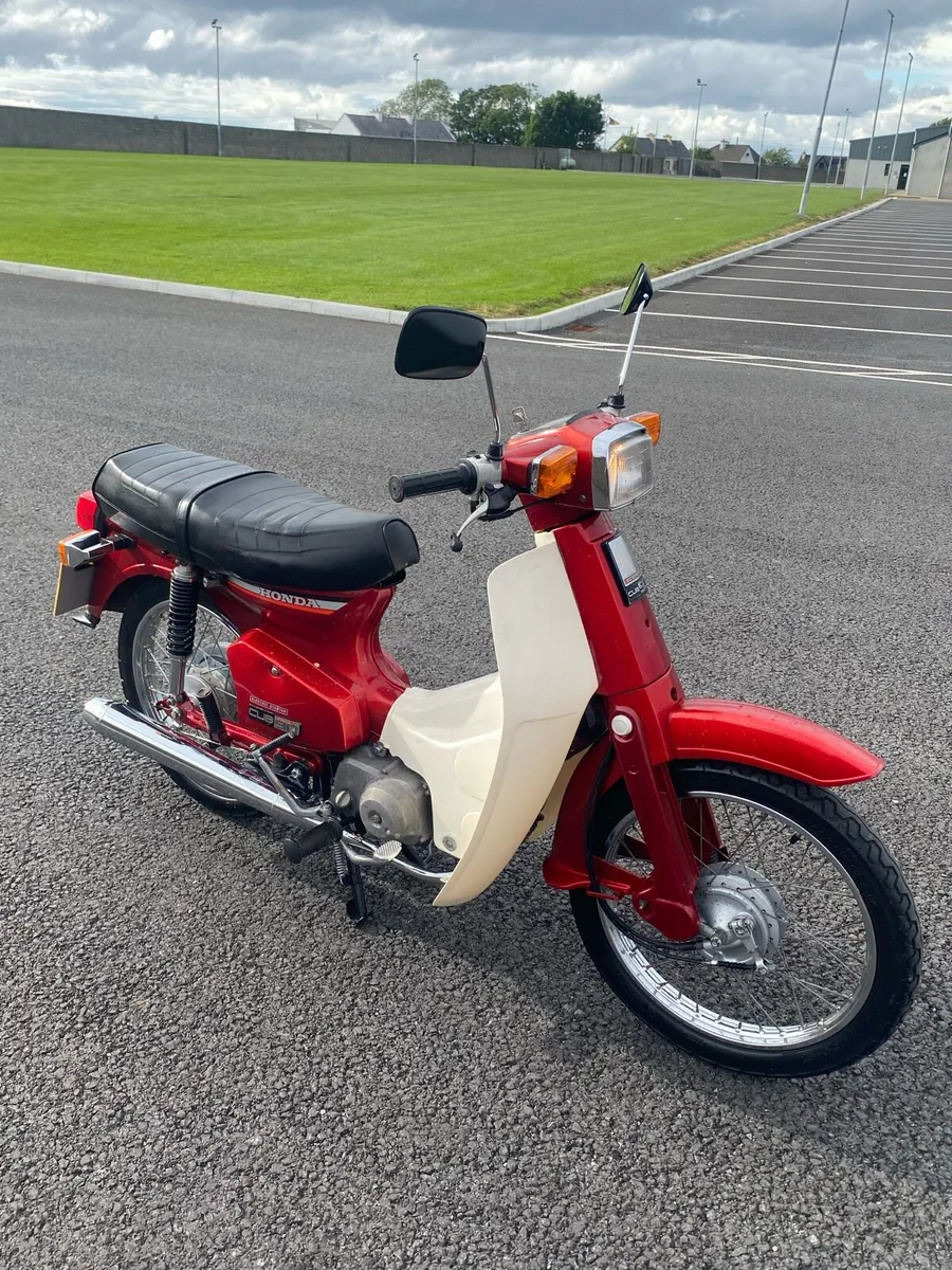 Honda C90 - Image 1