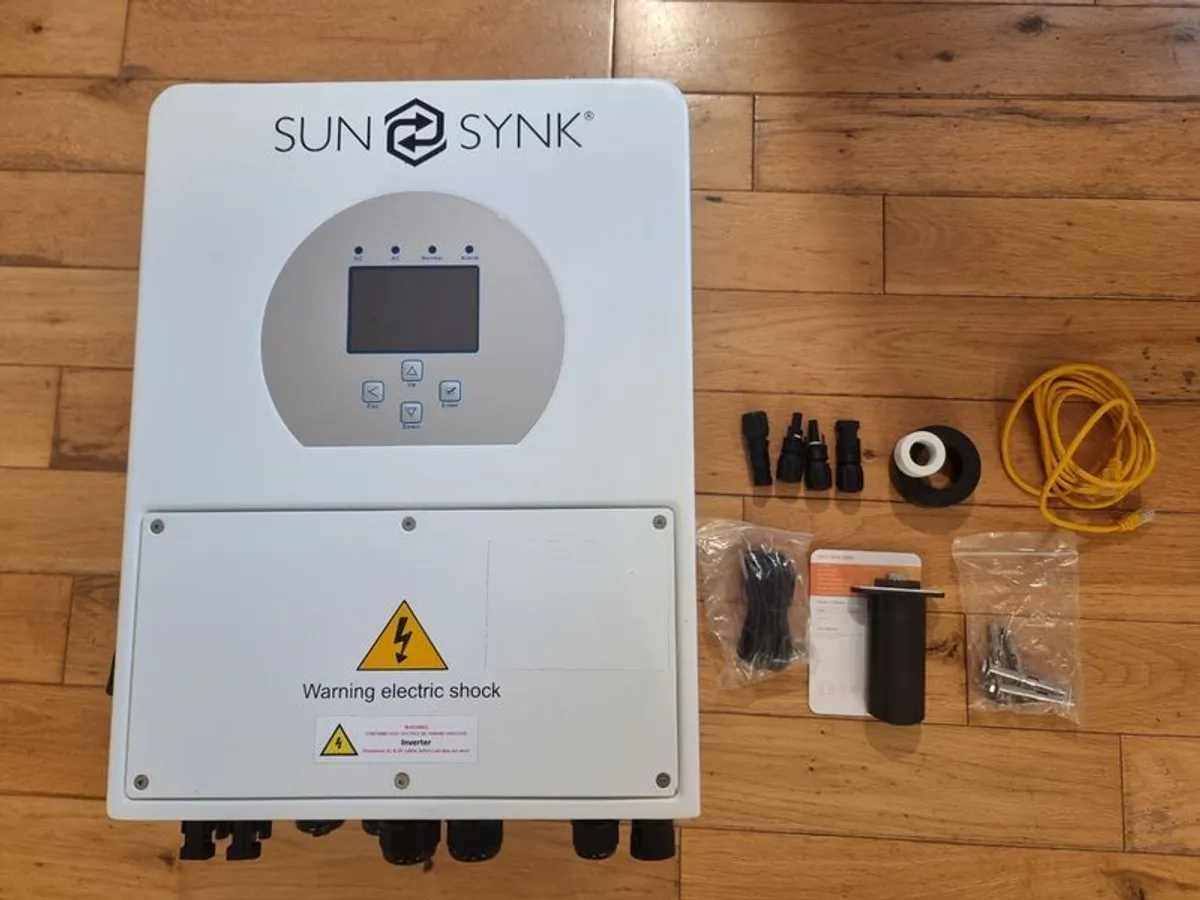 Solar Hybrid Inverter Sunsynk 5kw - Image 1