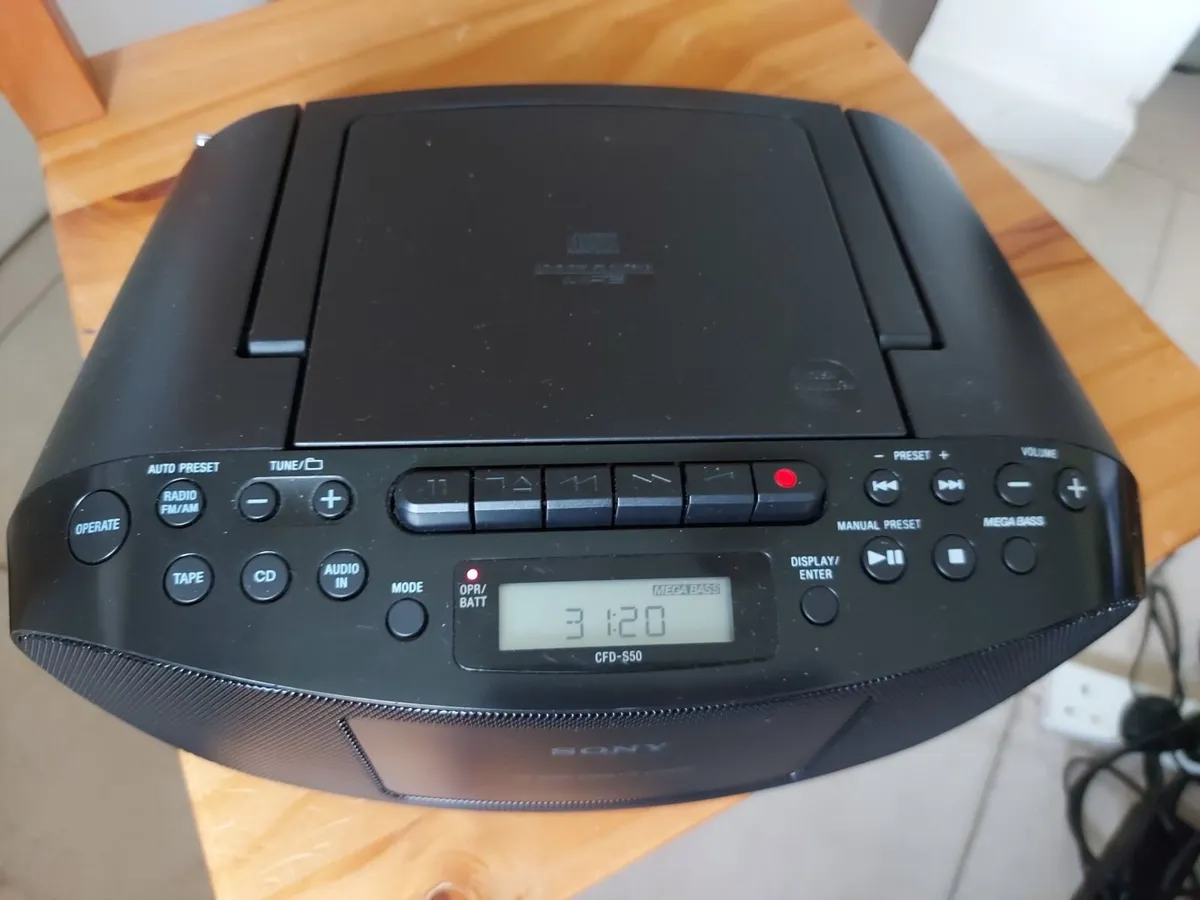 SONY Portable Stereo Unit, Radio, CD, MP3 & Tape - Image 3